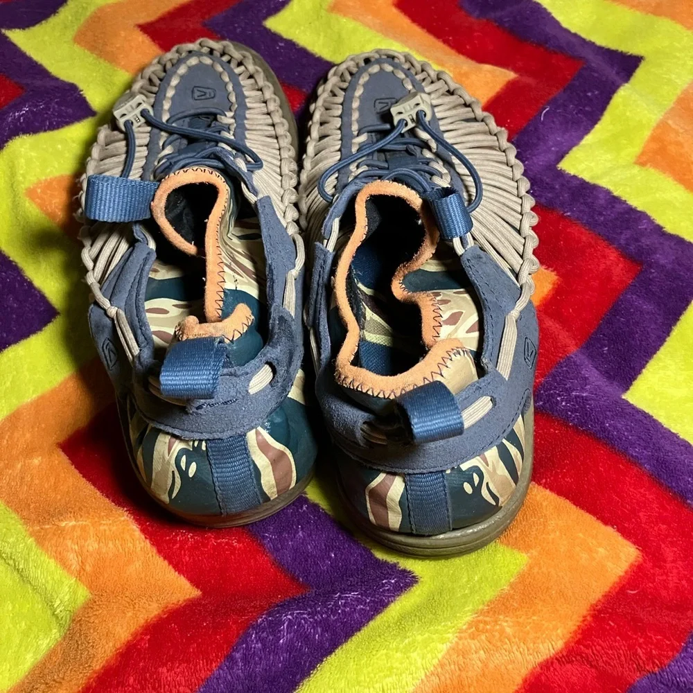 Keen Uneek Waterfront Sandals size 10